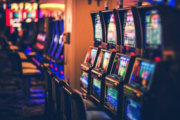 kuya 4d mobile app interface showing live football markets and casino games